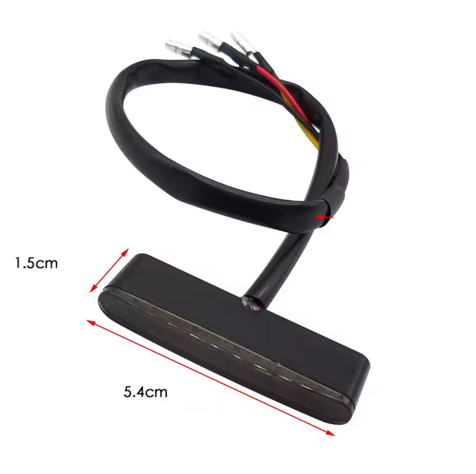 Feu arrière large à coller