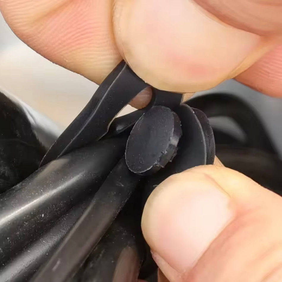 Attache câbles caoutchoucs